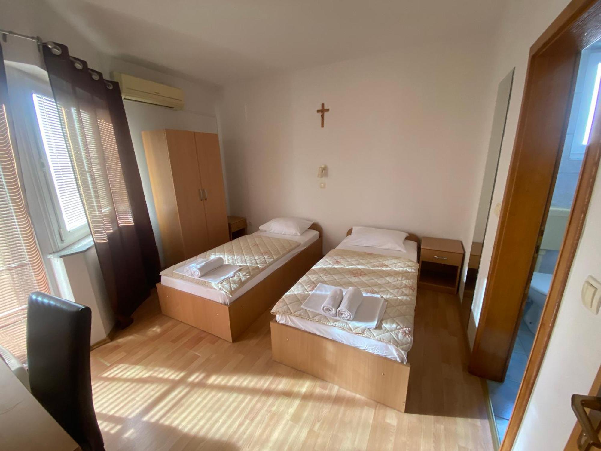 Guest House Regina Mundi Medjugorje Exterior foto